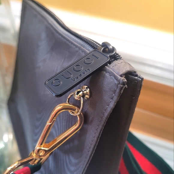 Gucci - Picture 3 of 9